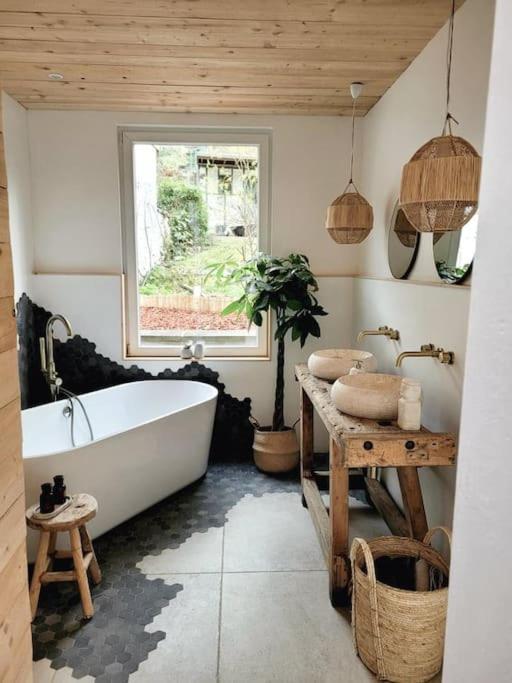 Superbe Appartement Avec Cheminee Verviers Esterno foto